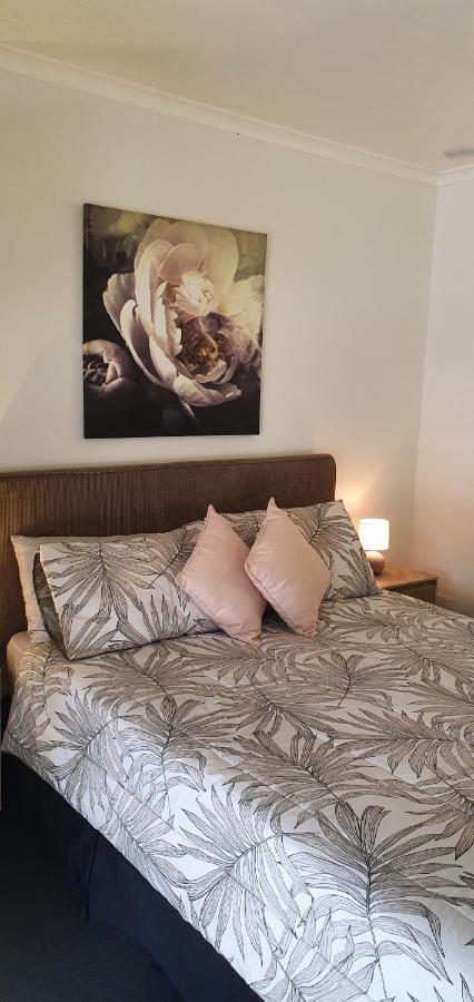 Bargara Motor Inn - Pet Friendly المظهر الخارجي الصورة